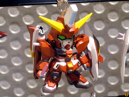 main photo of Gundam Seed Destiny Chibi Figure Keychain Version 2: ZGMF-X23S Saviour Gundam