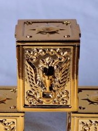 main photo of JBOX Gold Bronze Saints: Pegasus Clothbox