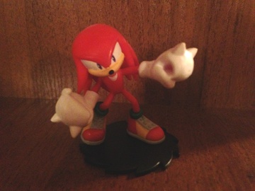 main photo of 20th Anniversary Sonic Collector's Set: Knuckles the Echidna