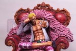 photo of Donquixote Doflamingo