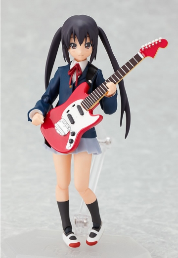 main photo of figma Azusa Nakano School Uniform Ver