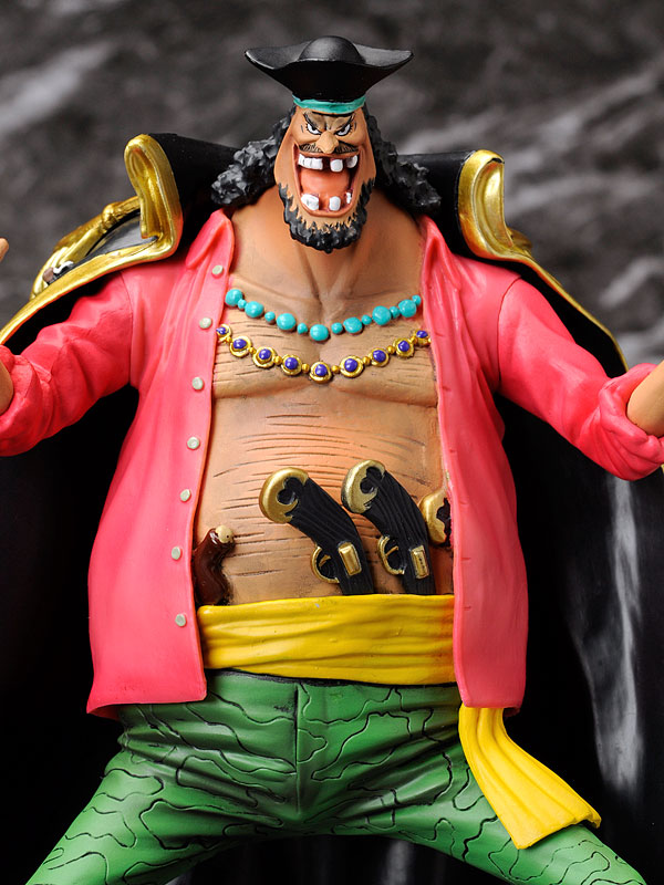 One Piece characters sculpted to with the utmost precision. 