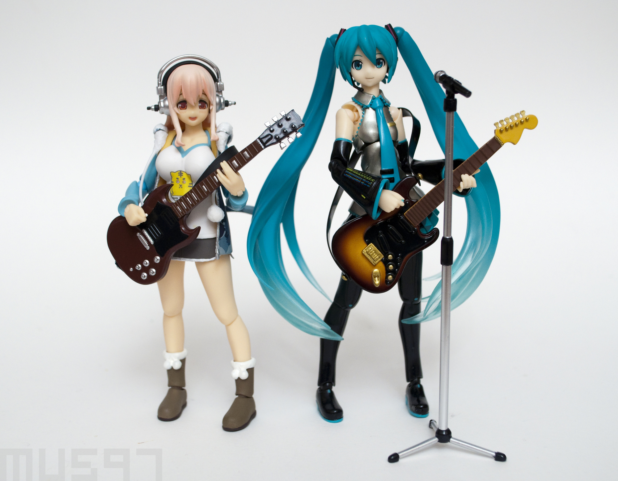 Figma material. Super Sonico figma. Фигурка Хатсуне Мику фигма. Figma 2.0. Figma 3.0.