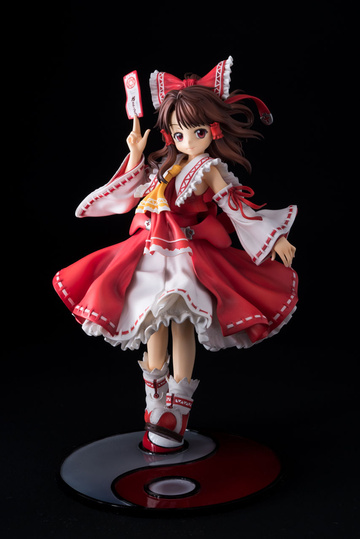 main photo of Hakurei Reimu