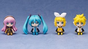 photo of Nendoroid Plus Vocaloid Pull-back Cars Hatsune Miku x Cute Rody: Hatsune Miku & CuteRody Mint Ver.