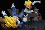 photo of Android 18 vs SS Vegeta