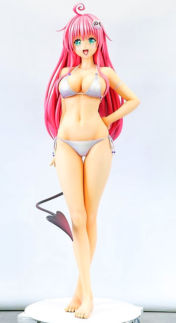 main photo of Lala Satalin Deviluke Swimsuit ver.