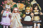 Azone dolls