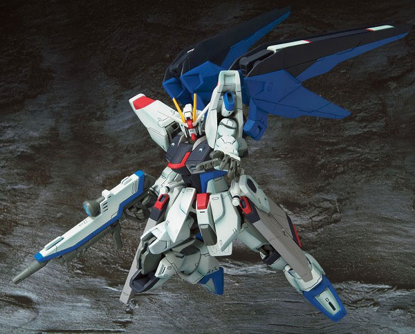 Extended Mobile Suit in Action!! ZGMF-X10A Freedom Gundam - My Anime Shelf