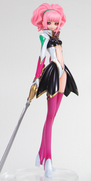 main photo of Anya Alstreim