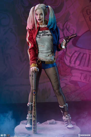 main photo of Premium Format Figure Harley Quinn