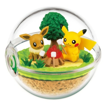 main photo of Pokemon Terrarium Collection with Pikachu: Pikachu & Eevee Bonfire